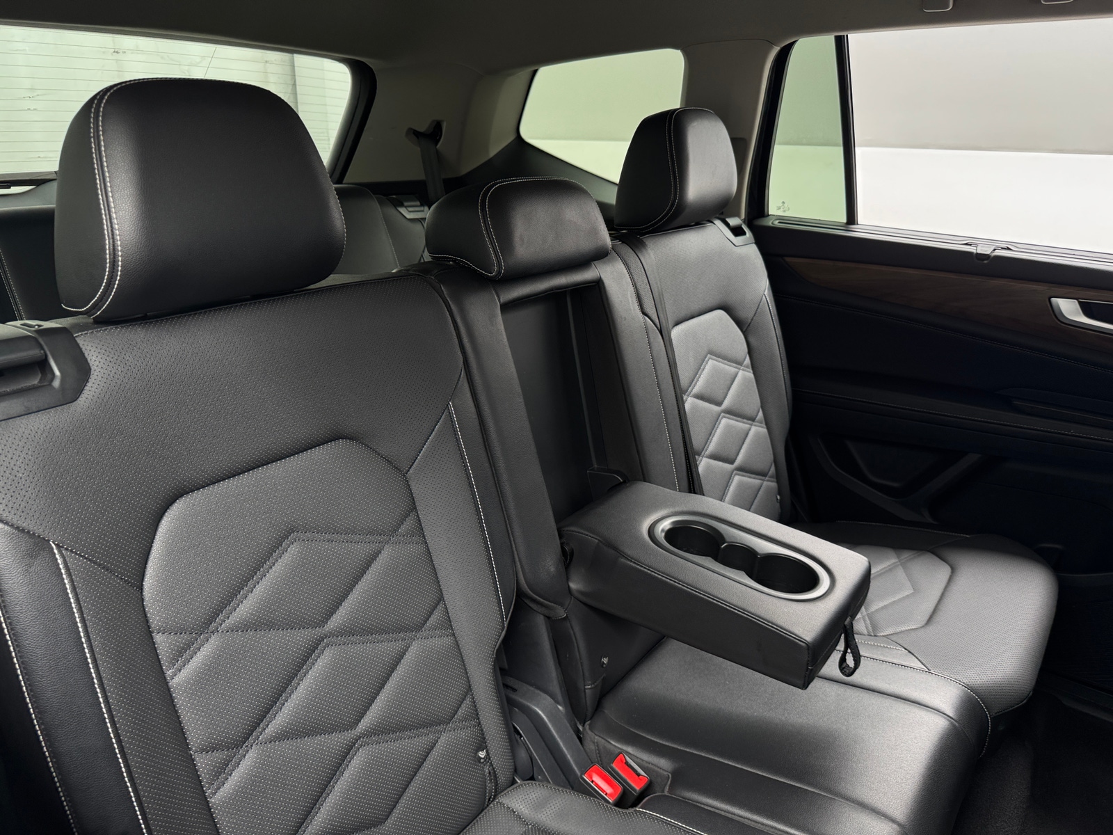 Thumbnail: 2024 Volkswagen Atlas - 5