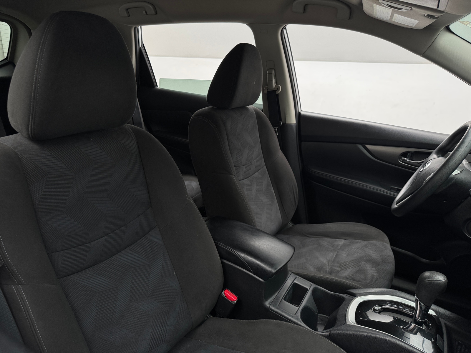 Thumbnail: 2015 Nissan Rogue - 2