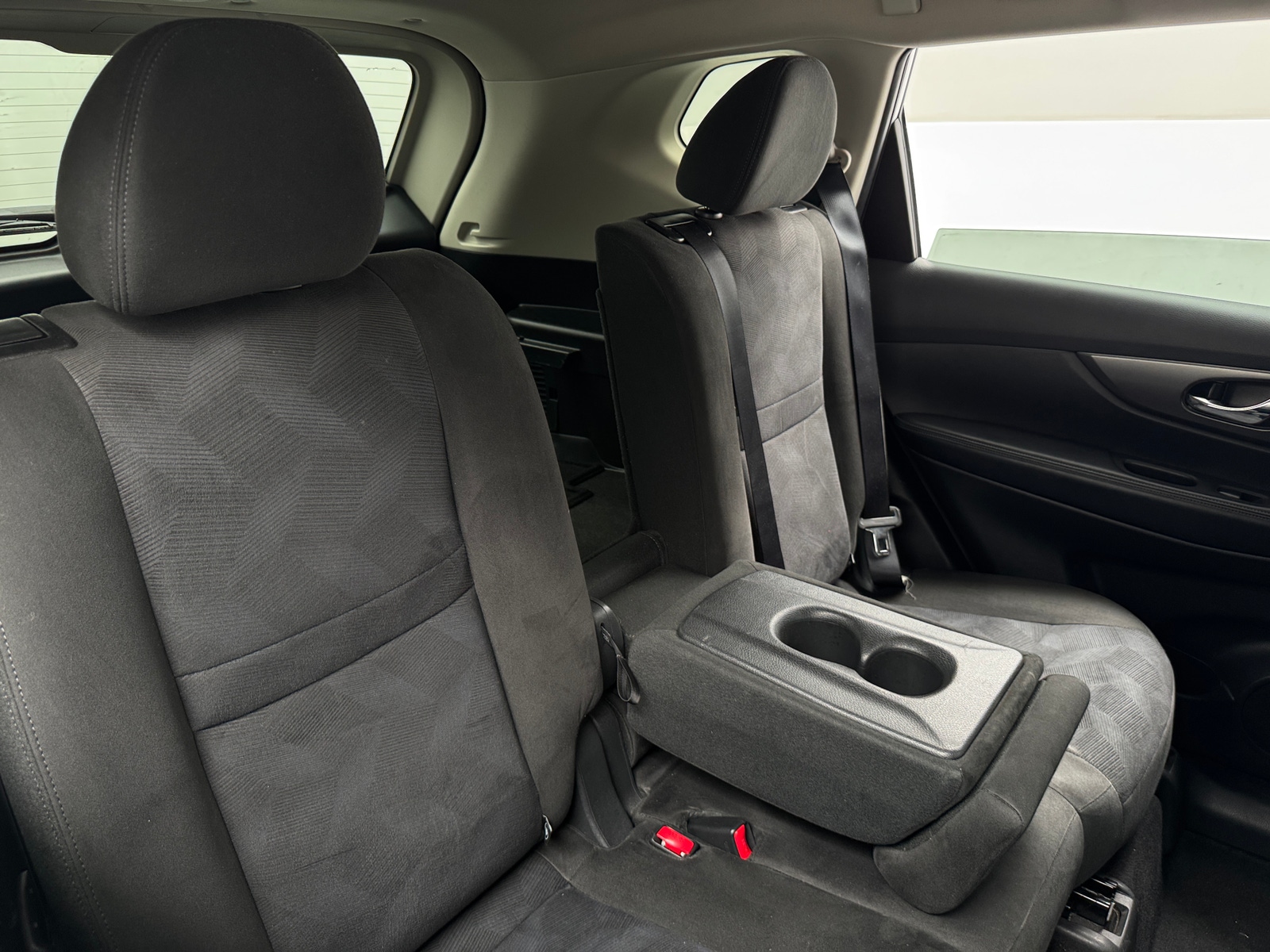 Thumbnail: 2015 Nissan Rogue - 6