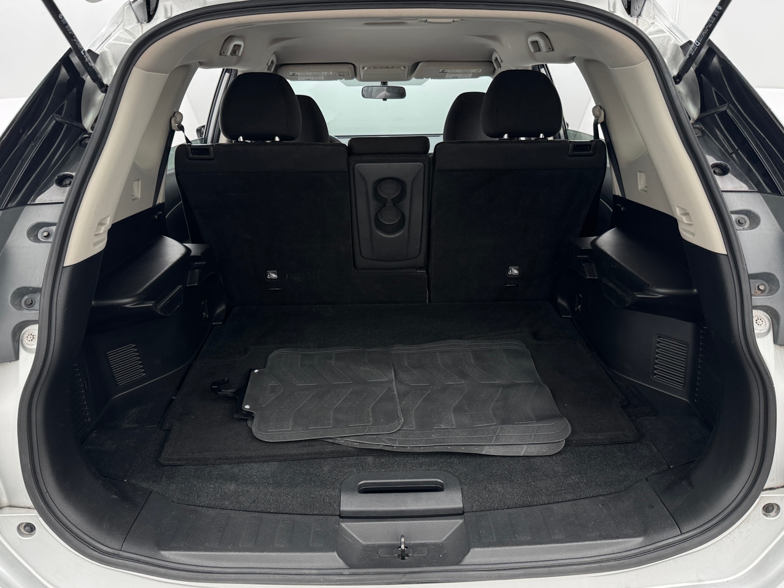Thumbnail: 2015 Nissan Rogue - 7