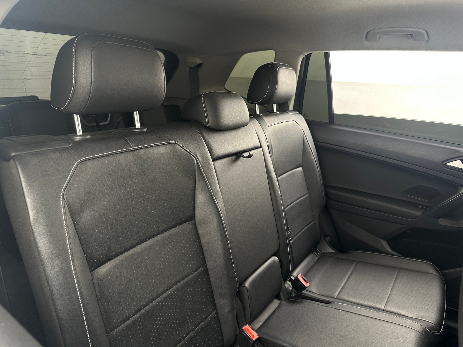 Thumbnail: 2021 Volkswagen Tiguan - 5