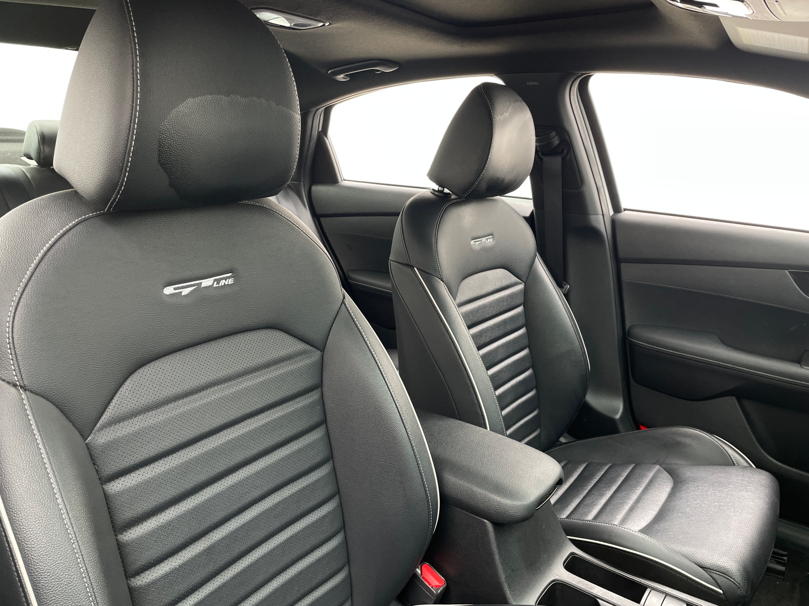 Thumbnail: 2023 Kia Forte - 2