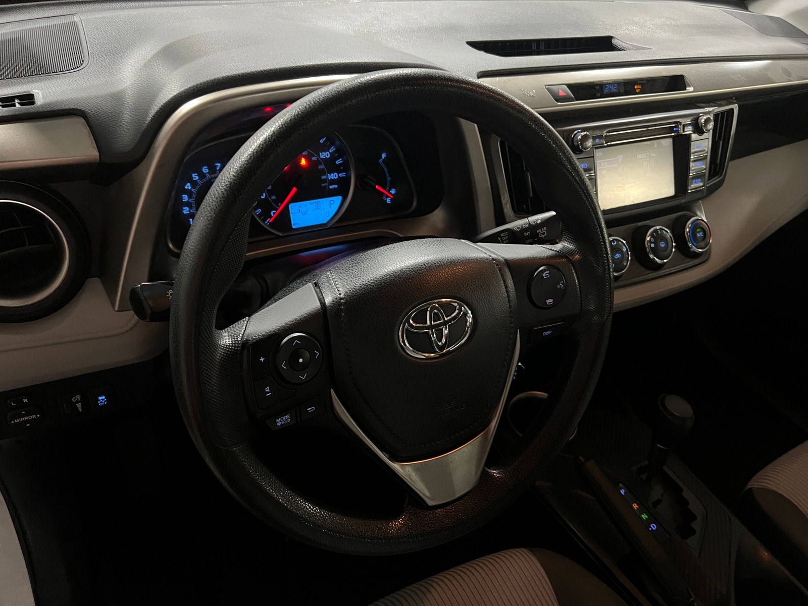 Thumbnail: 2014 Toyota RAV4 - 5