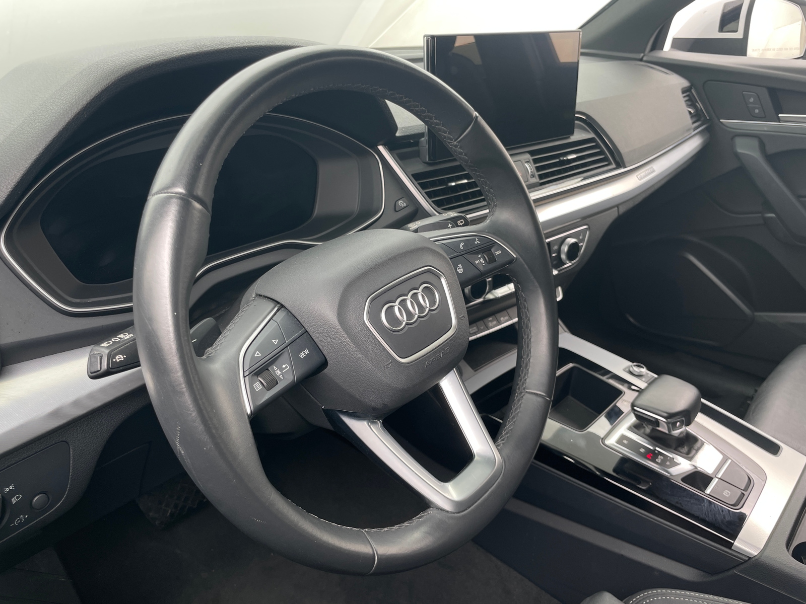 Thumbnail: 2025 Audi Q5 - 4