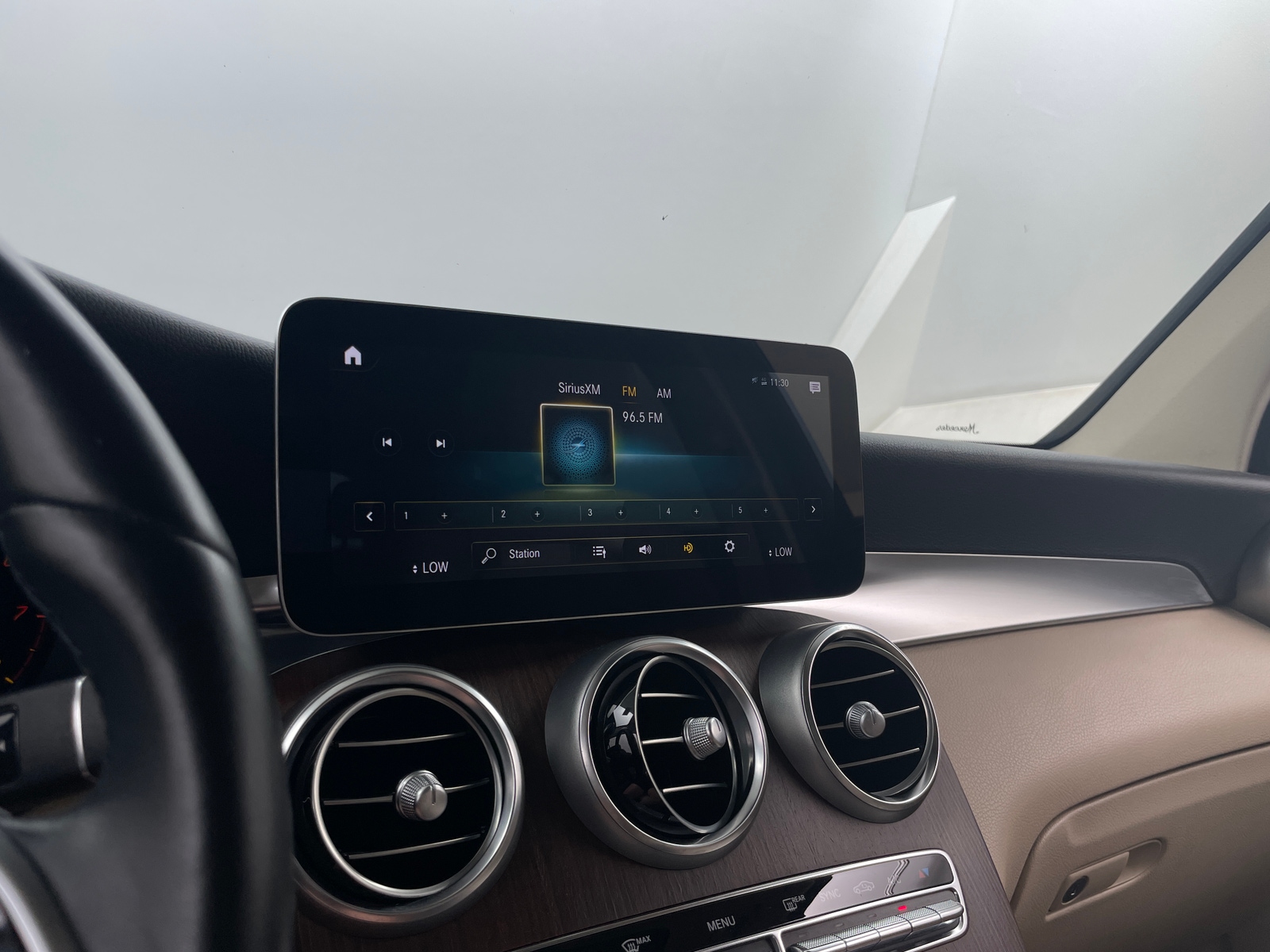 Thumbnail: 2022 Mercedes-Benz GLC - 3