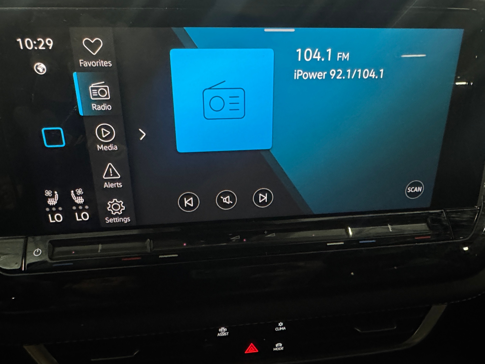 Thumbnail: 2024 Volkswagen Atlas - 3