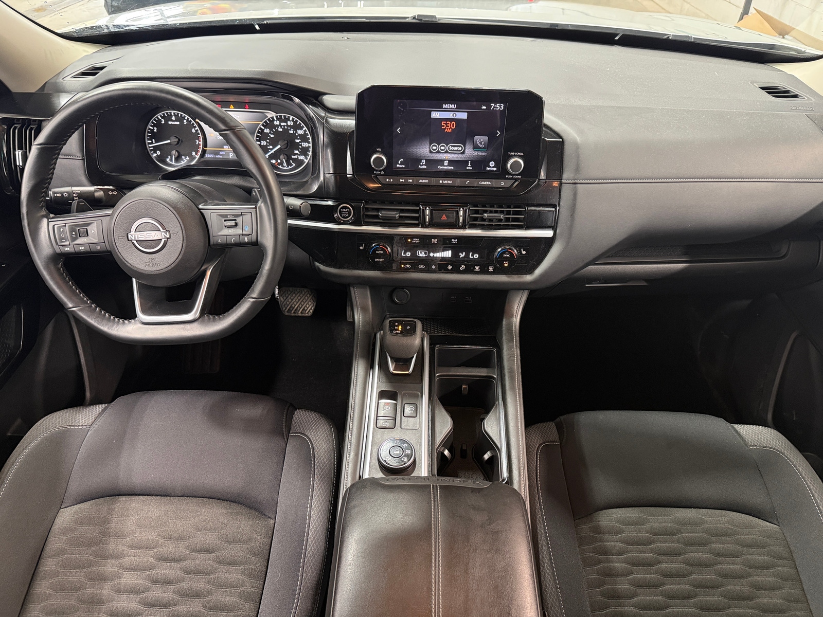 Thumbnail: 2024 Nissan Pathfinder - 3