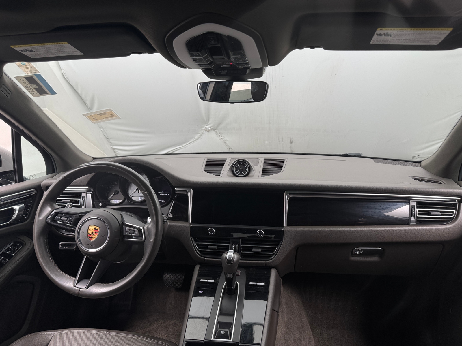Thumbnail: 2022 Porsche Macan - 2