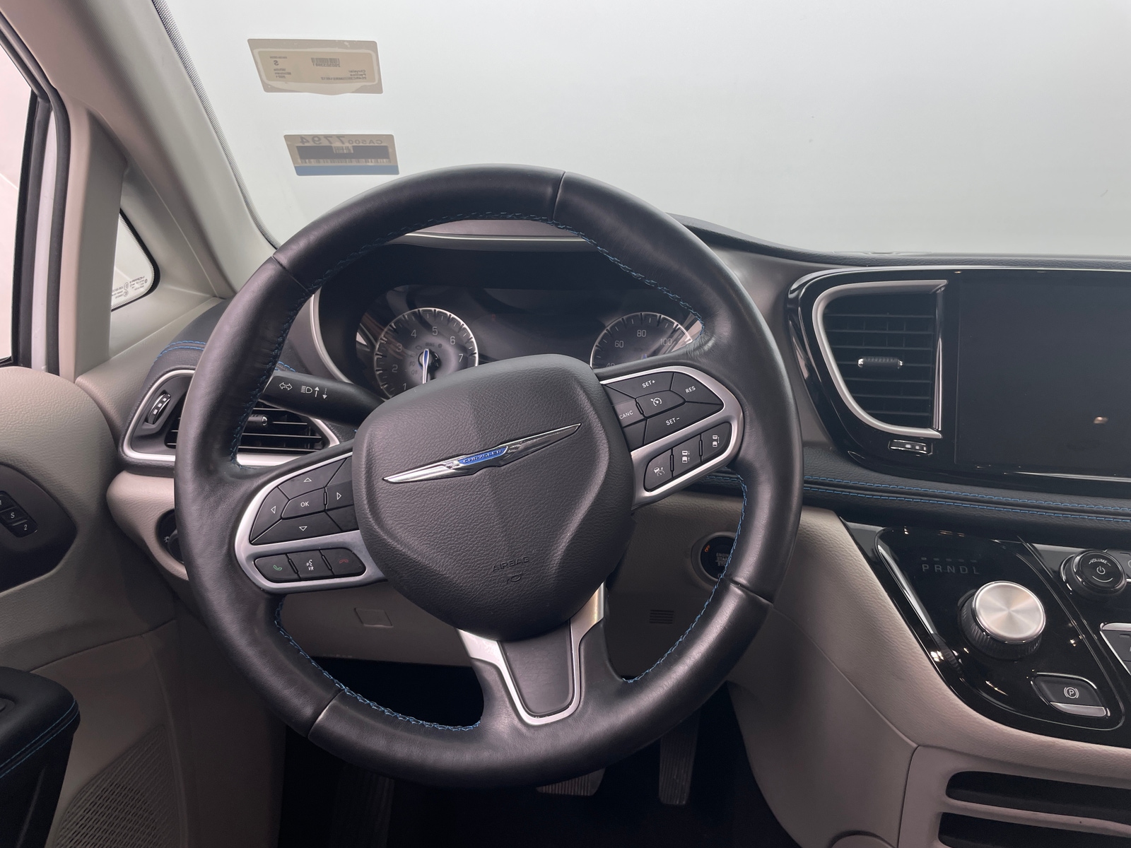 Thumbnail: 2021 Chrysler Pacifica - 4