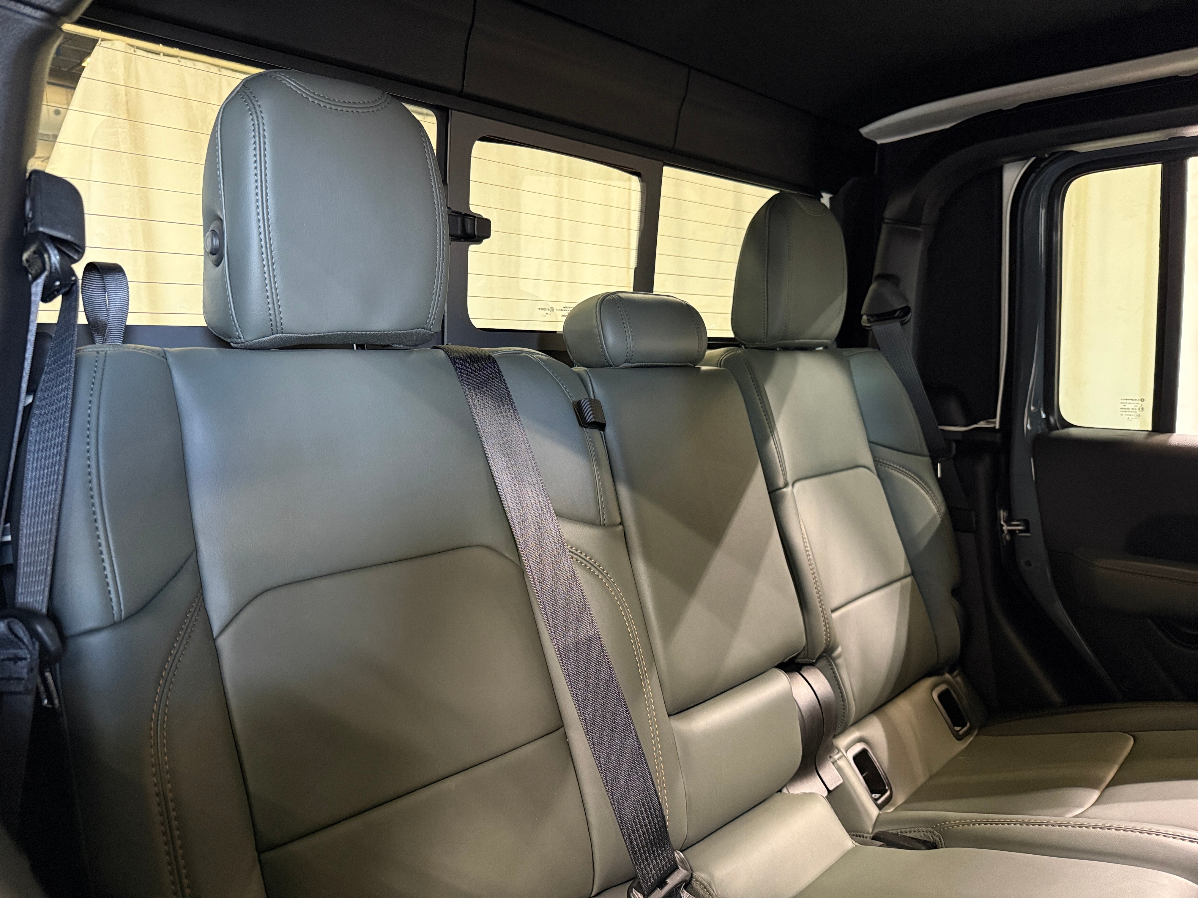 2026 Jeep Gladiator Mojave X - Photo 3