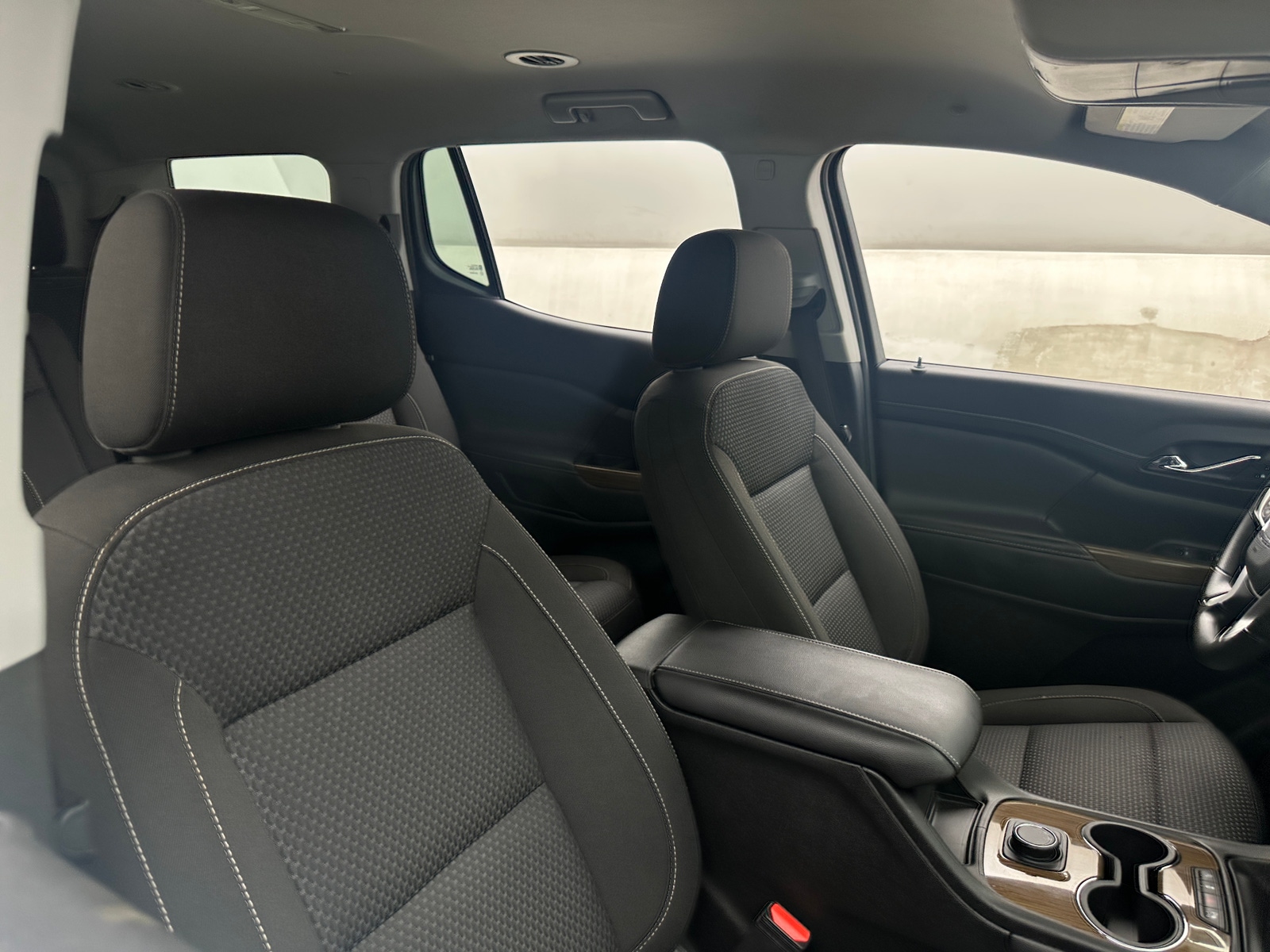 Thumbnail: 2023 GMC Acadia - 2