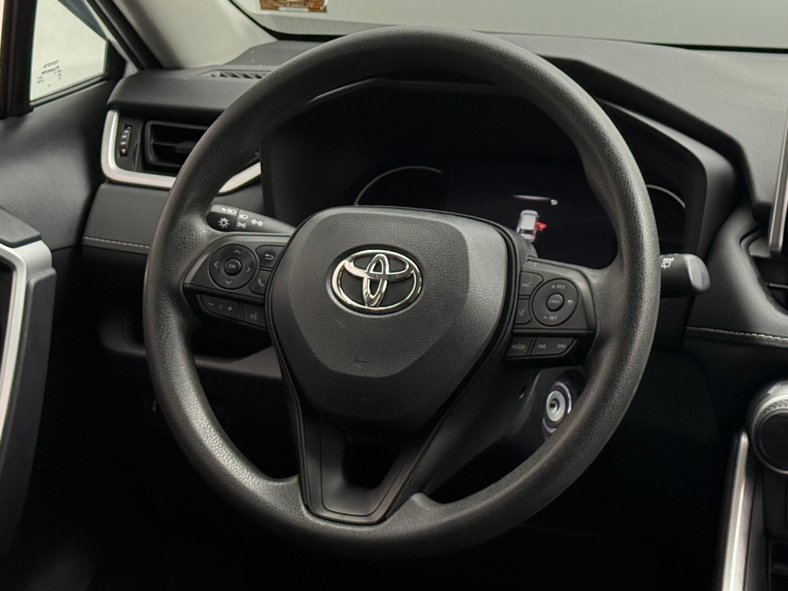 Thumbnail: 2024 Toyota RAV4 - 5