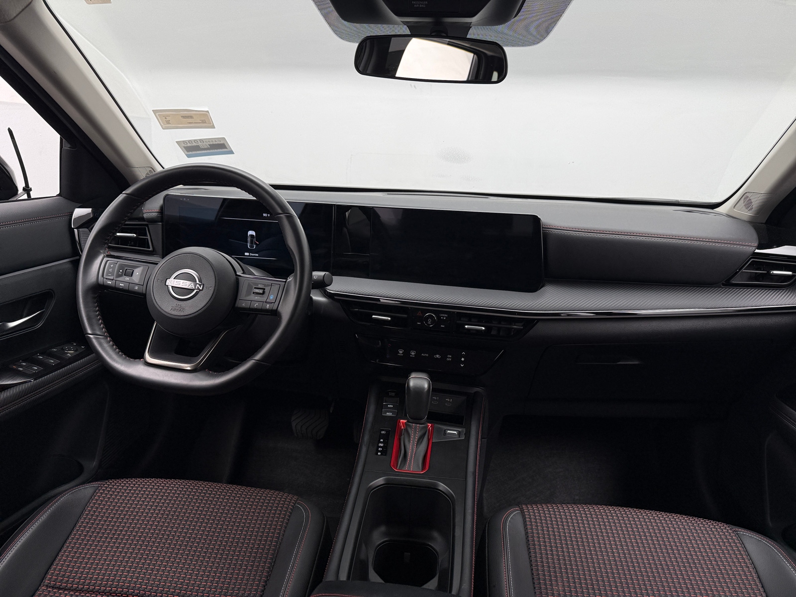 Thumbnail: 2025 Nissan Kicks - 3