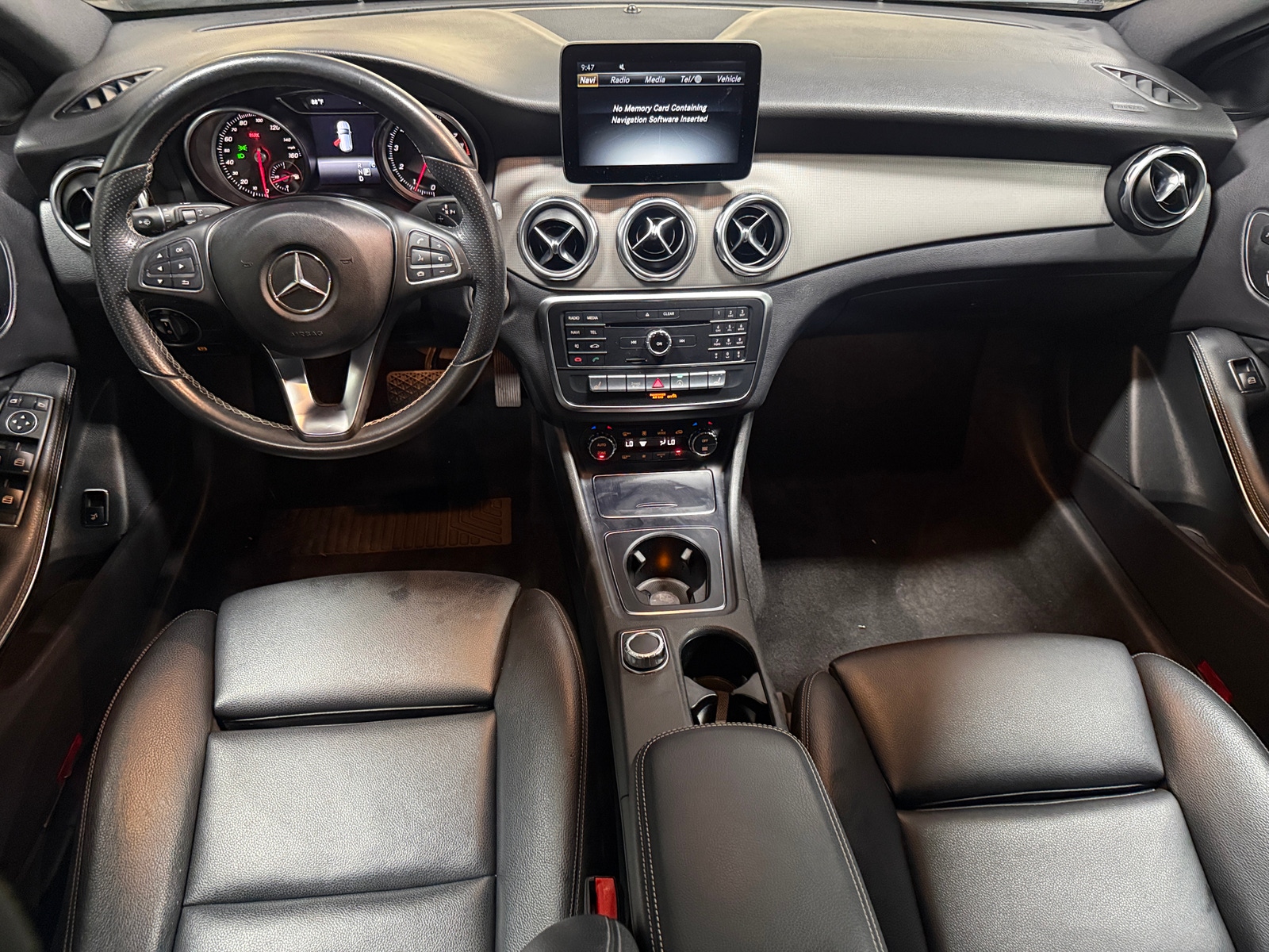 Thumbnail: 2018 Mercedes-Benz GLA - 2