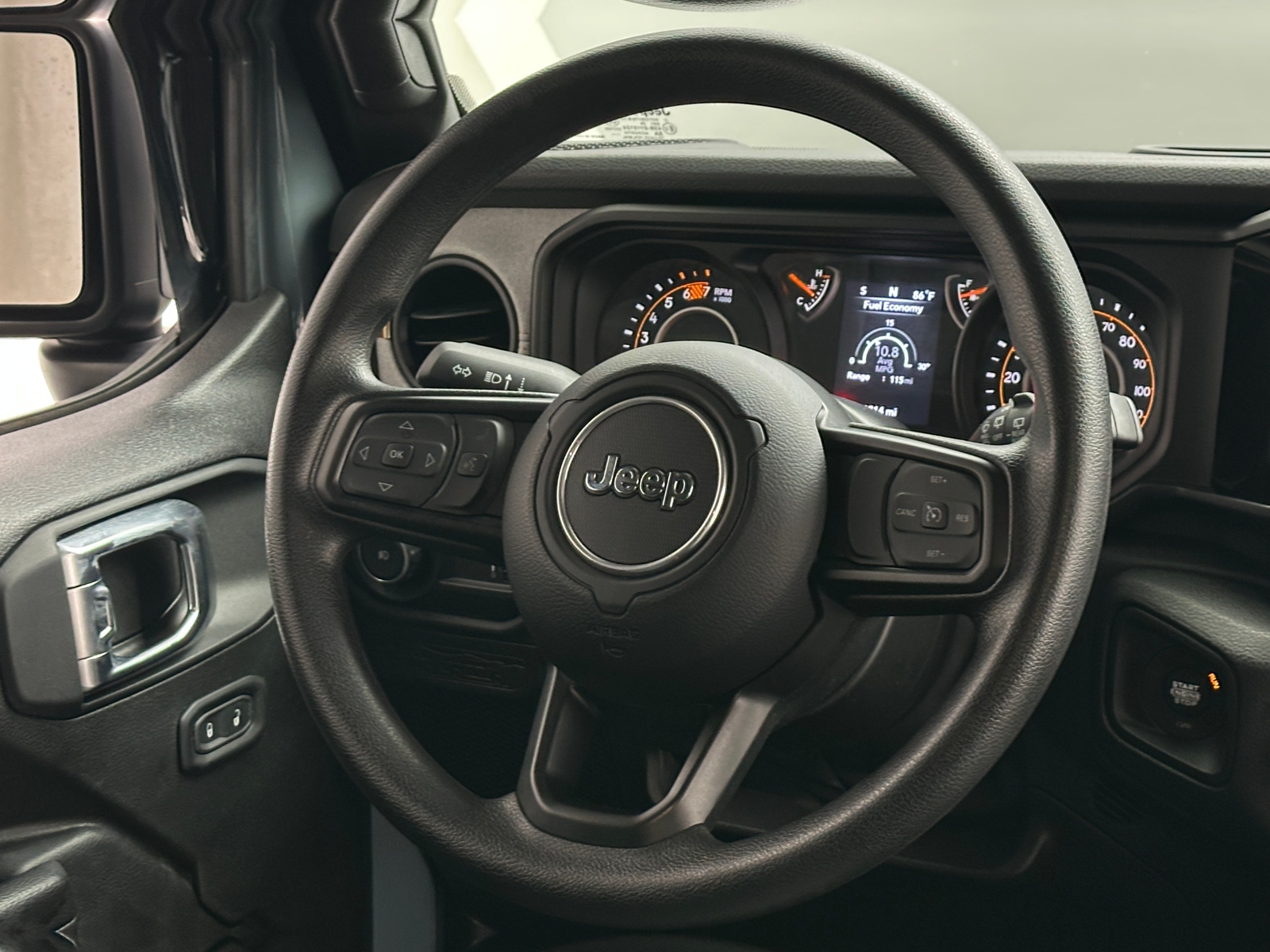 Thumbnail: 2025 Jeep Wrangler - 5