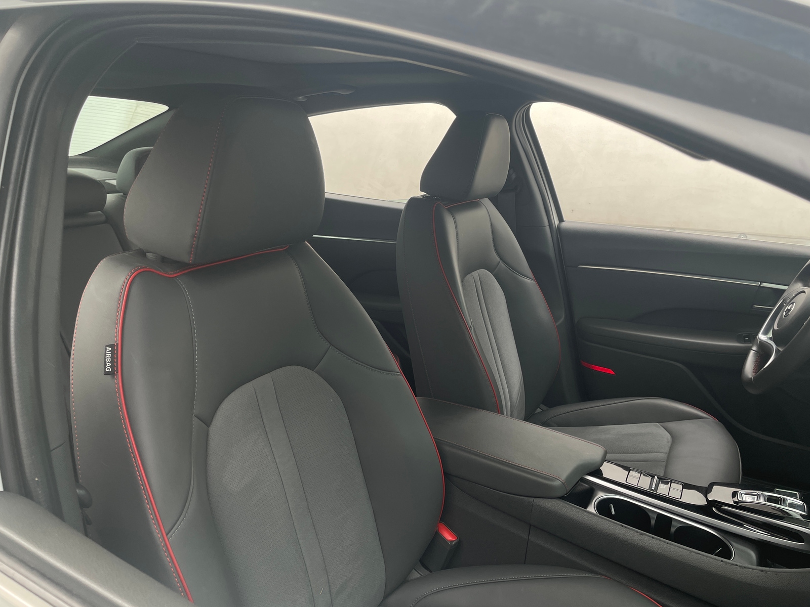 Thumbnail: 2022 Hyundai Sonata - 2