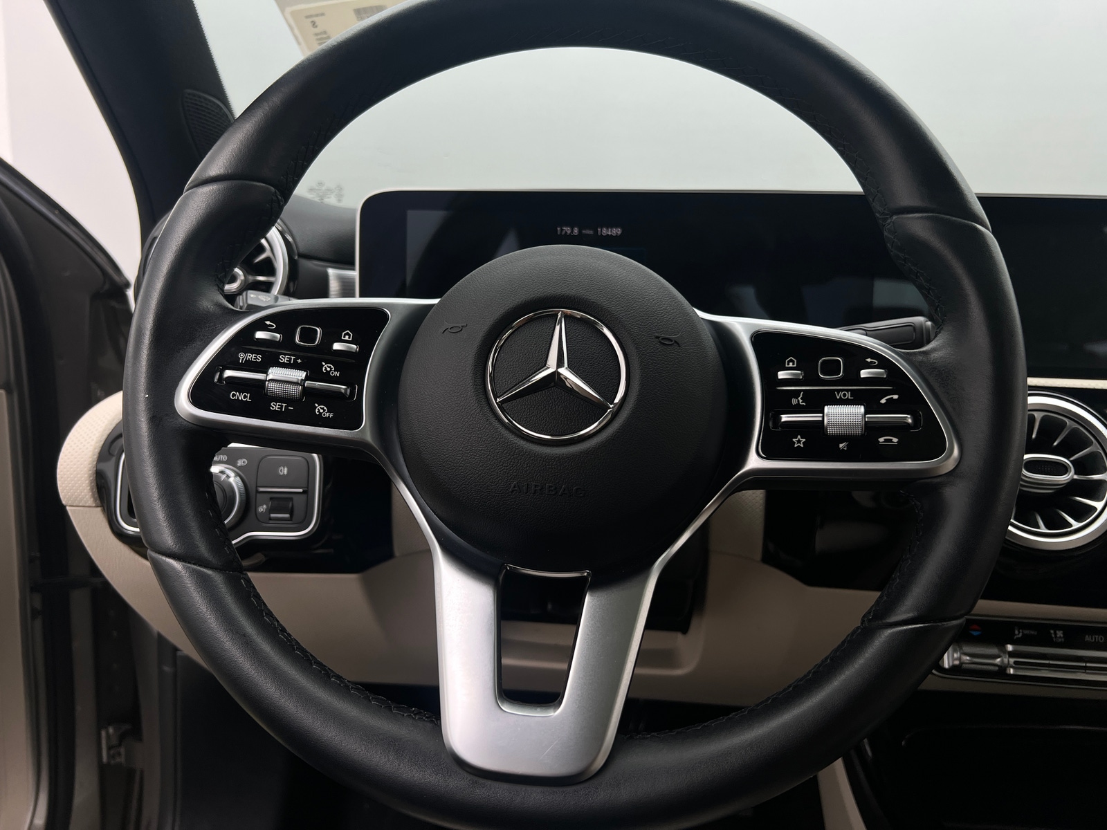 Thumbnail: 2020 Mercedes-Benz A-Class - 4