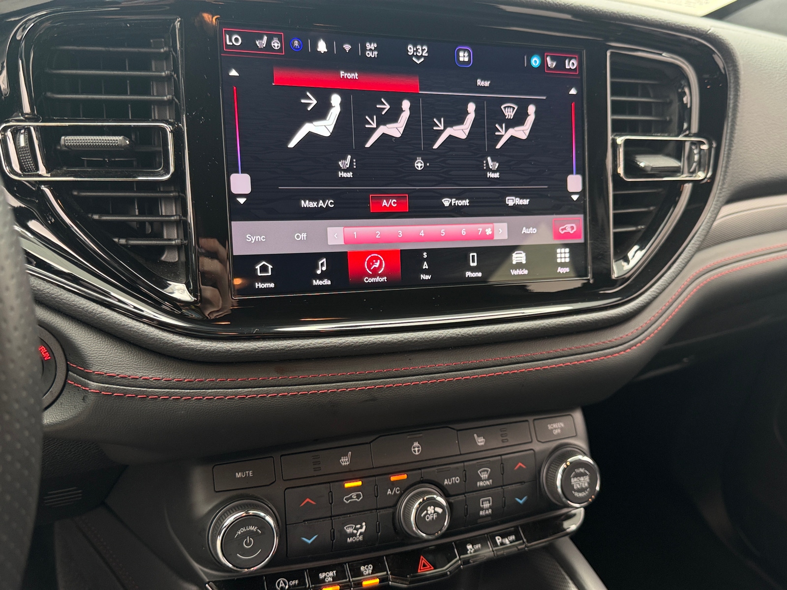 Thumbnail: 2026 Dodge Durango - 4