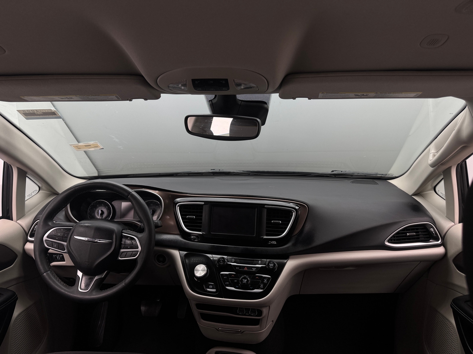 Thumbnail: 2024 Chrysler Voyager - 3