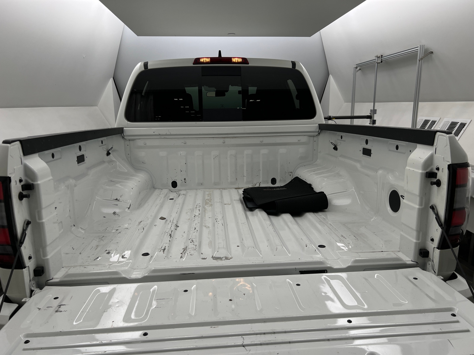 Thumbnail: 2026 Nissan Frontier - 7