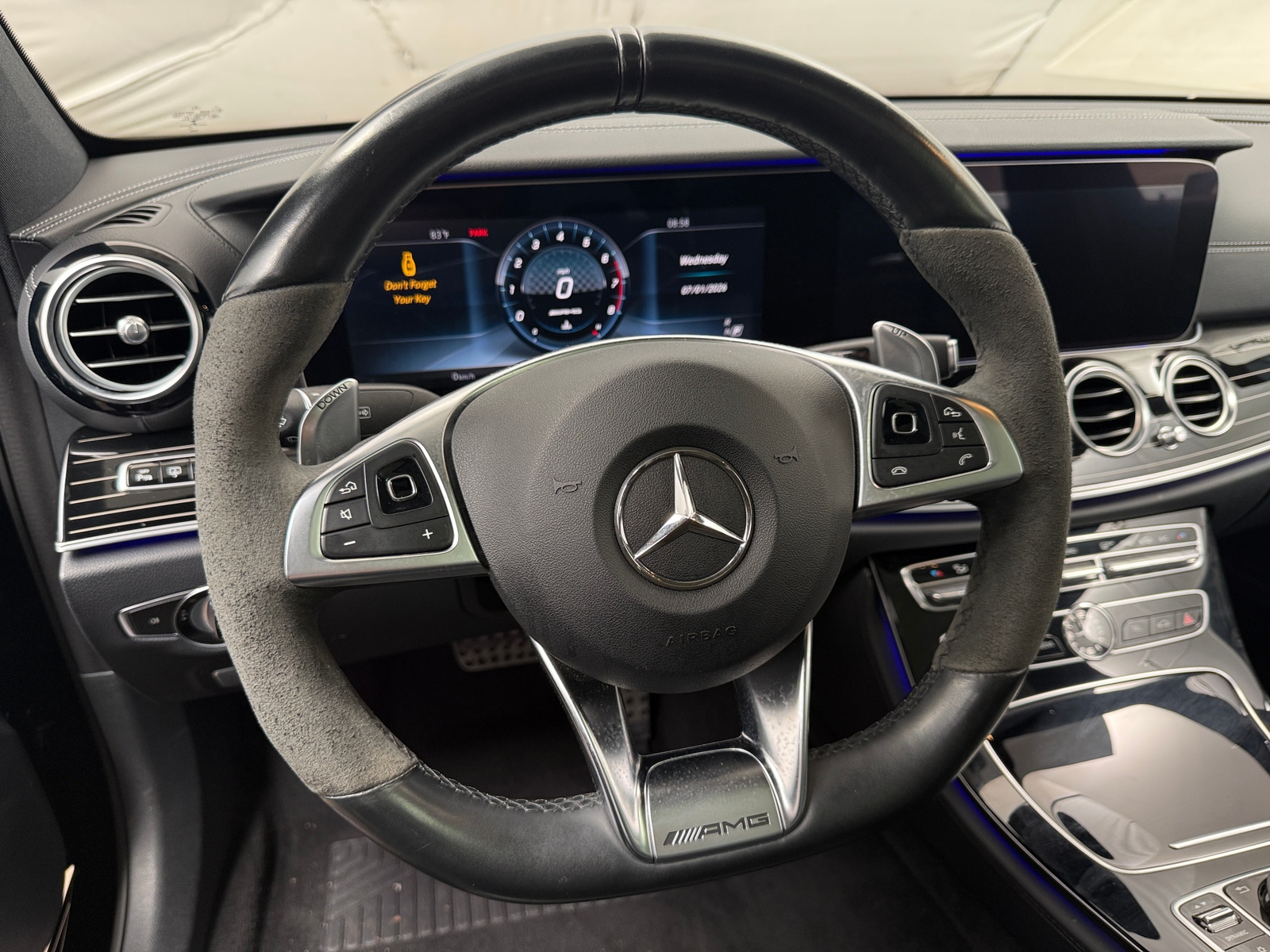 Thumbnail: 2017 Mercedes-Benz E-Class - 4