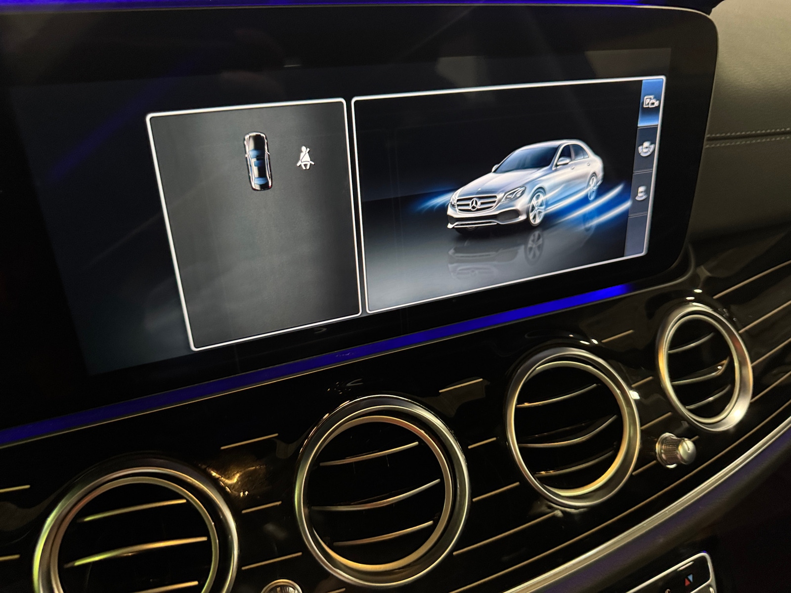Thumbnail: 2017 Mercedes-Benz E-Class - 3