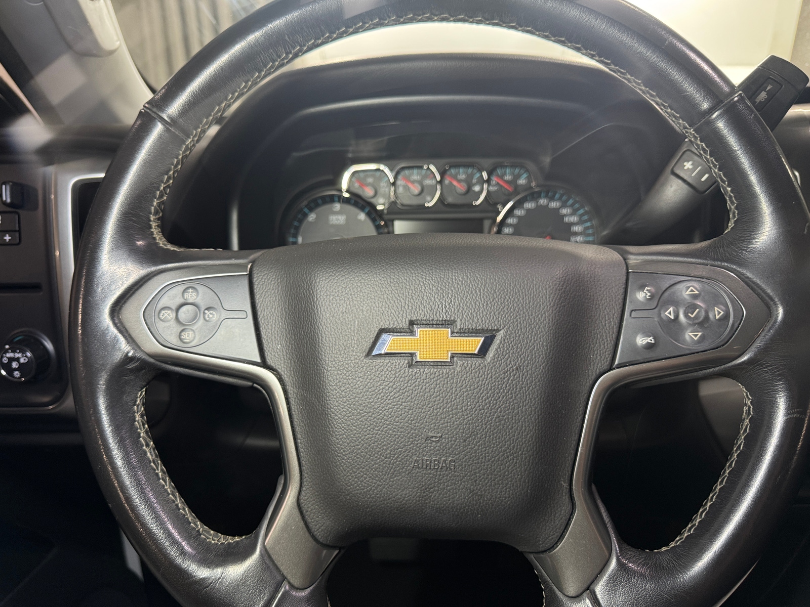 Thumbnail: 2018 Chevrolet Silverado 1500 - 5