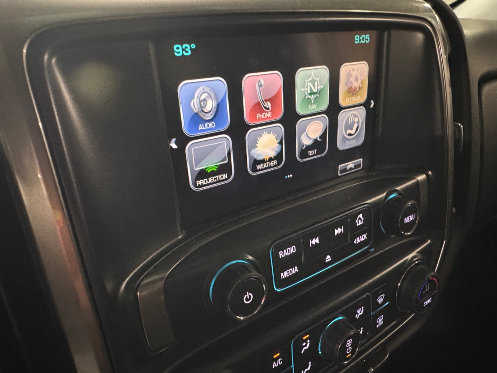 Thumbnail: 2018 Chevrolet Silverado 1500 - 4