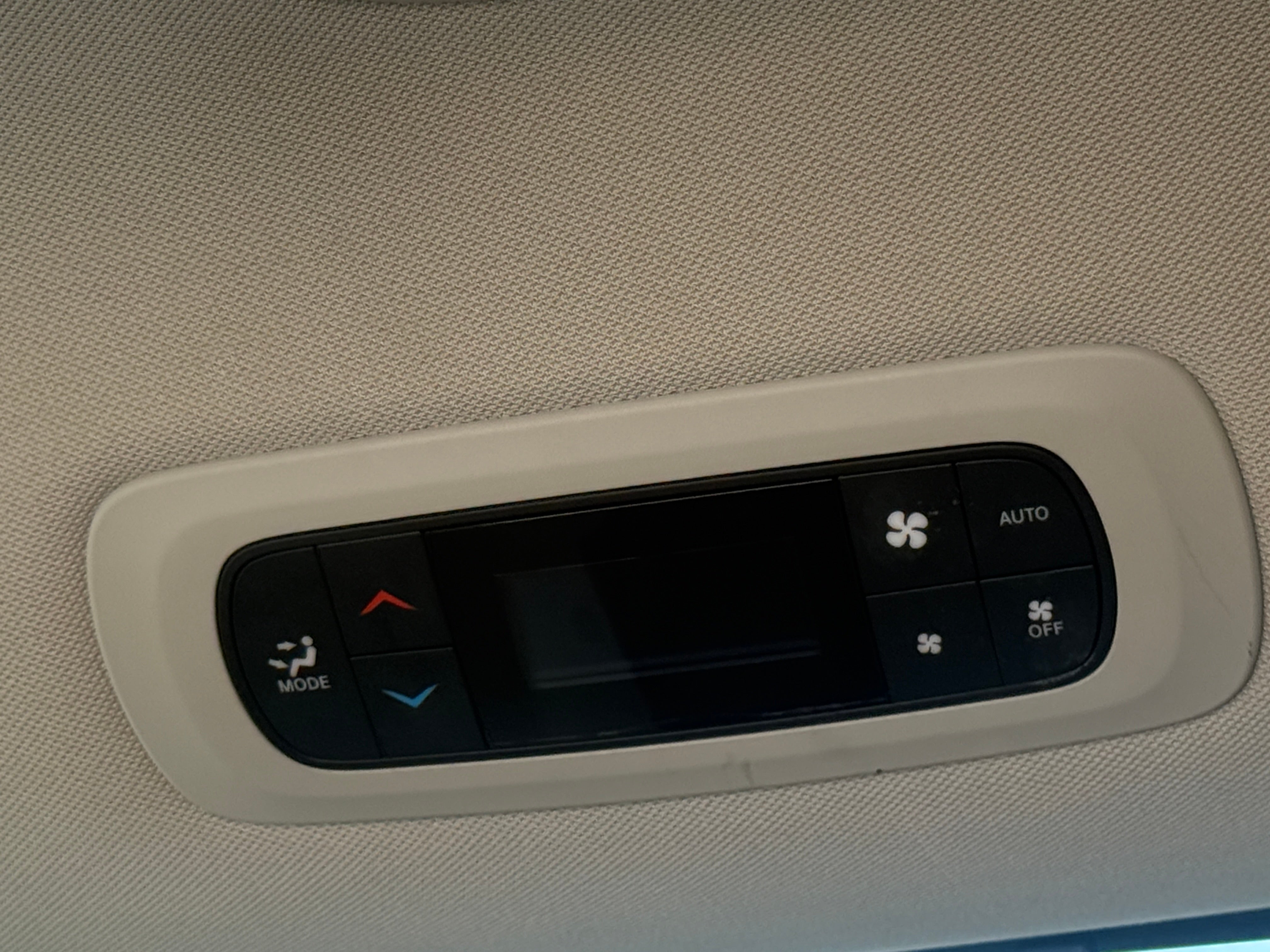 2021 Chrysler Pacifica Touring L - Photo 10