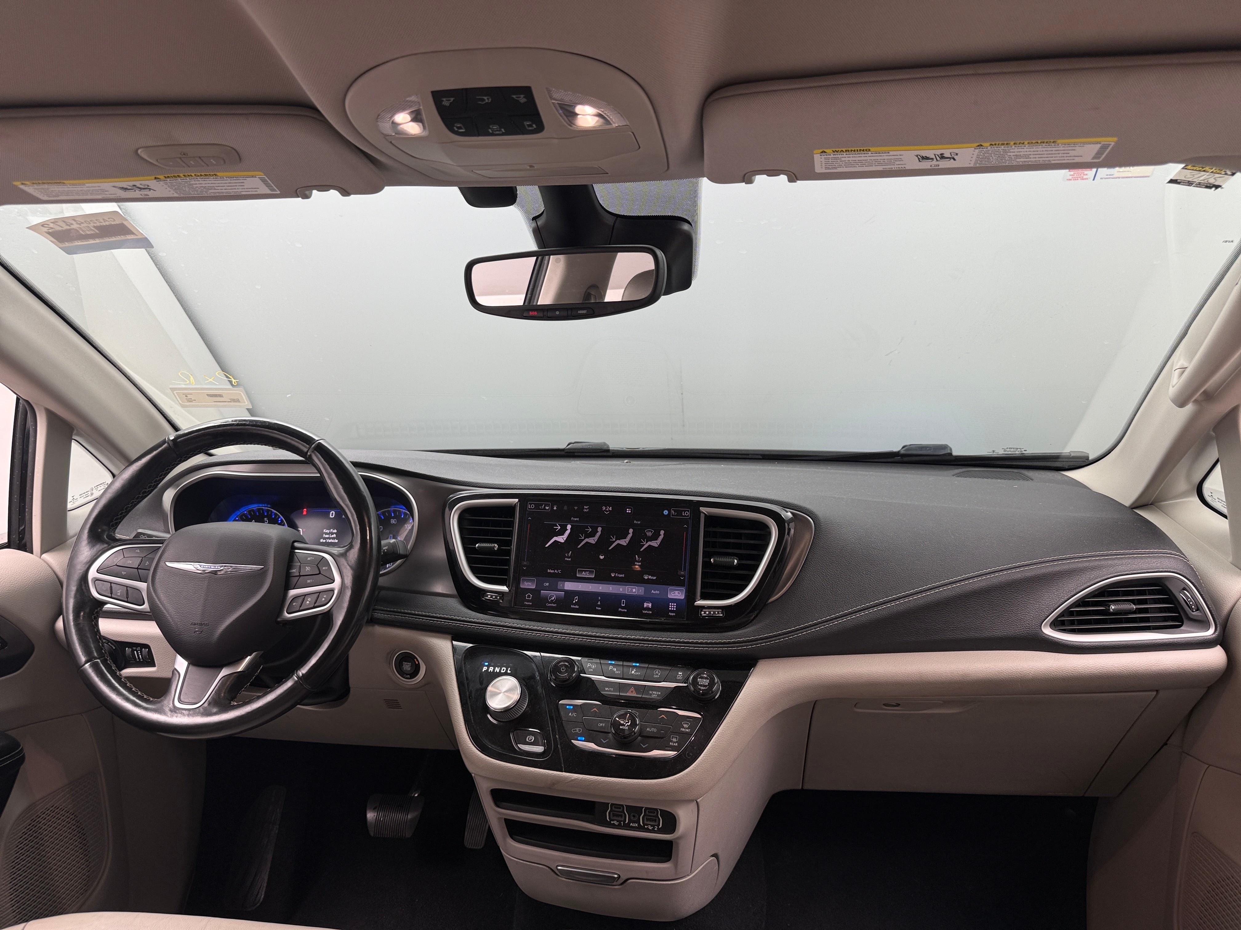 2021 Chrysler Pacifica Touring L - Photo 3