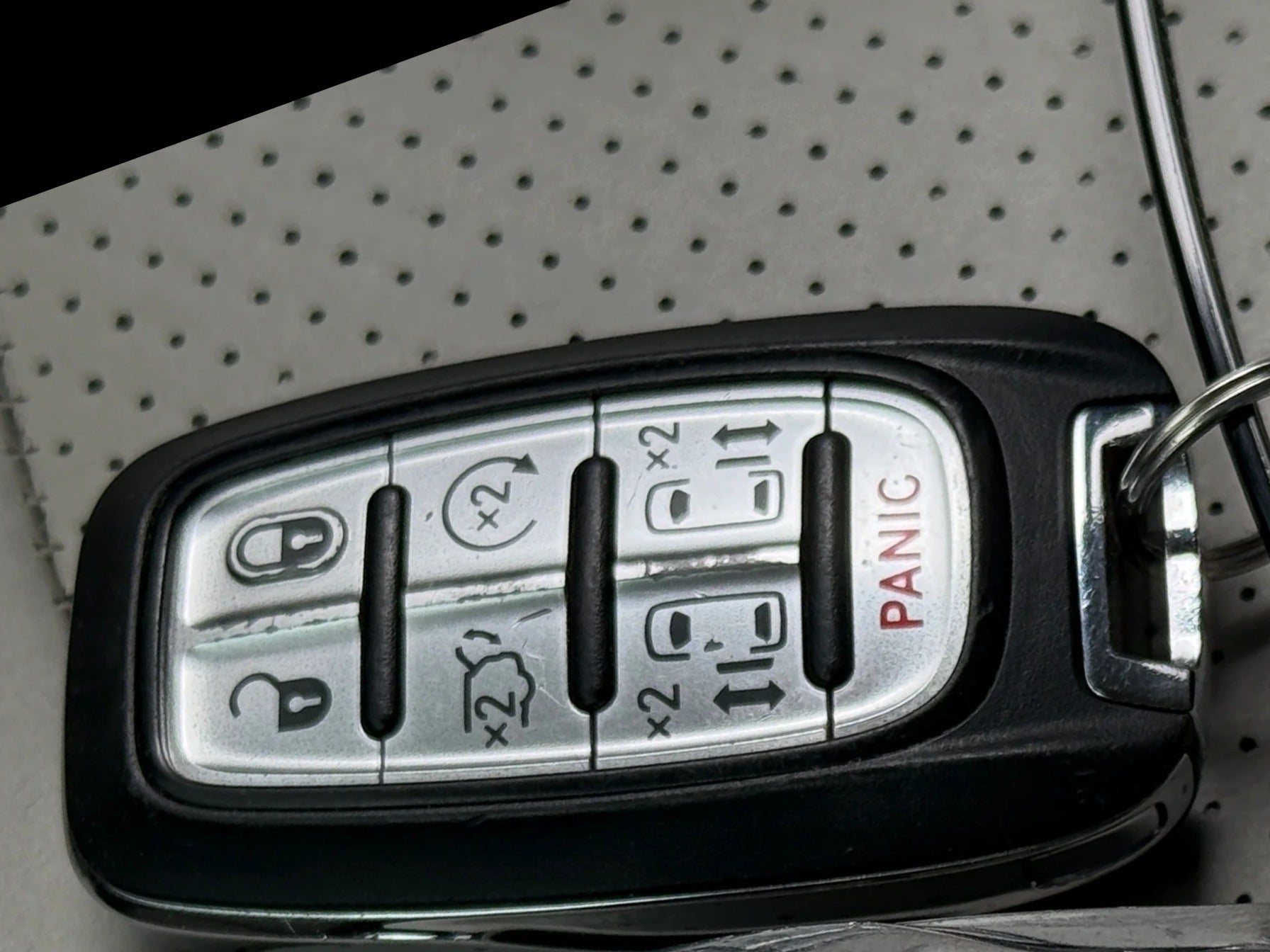 2021 Chrysler Pacifica Touring L - Photo 14