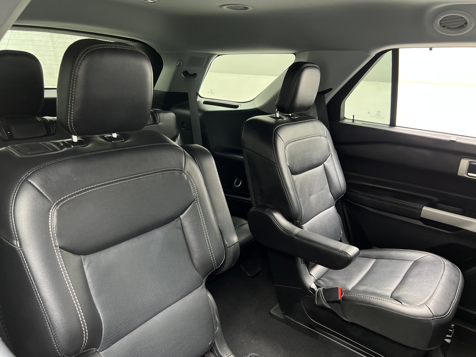 Thumbnail: 2024 Ford Explorer - 5