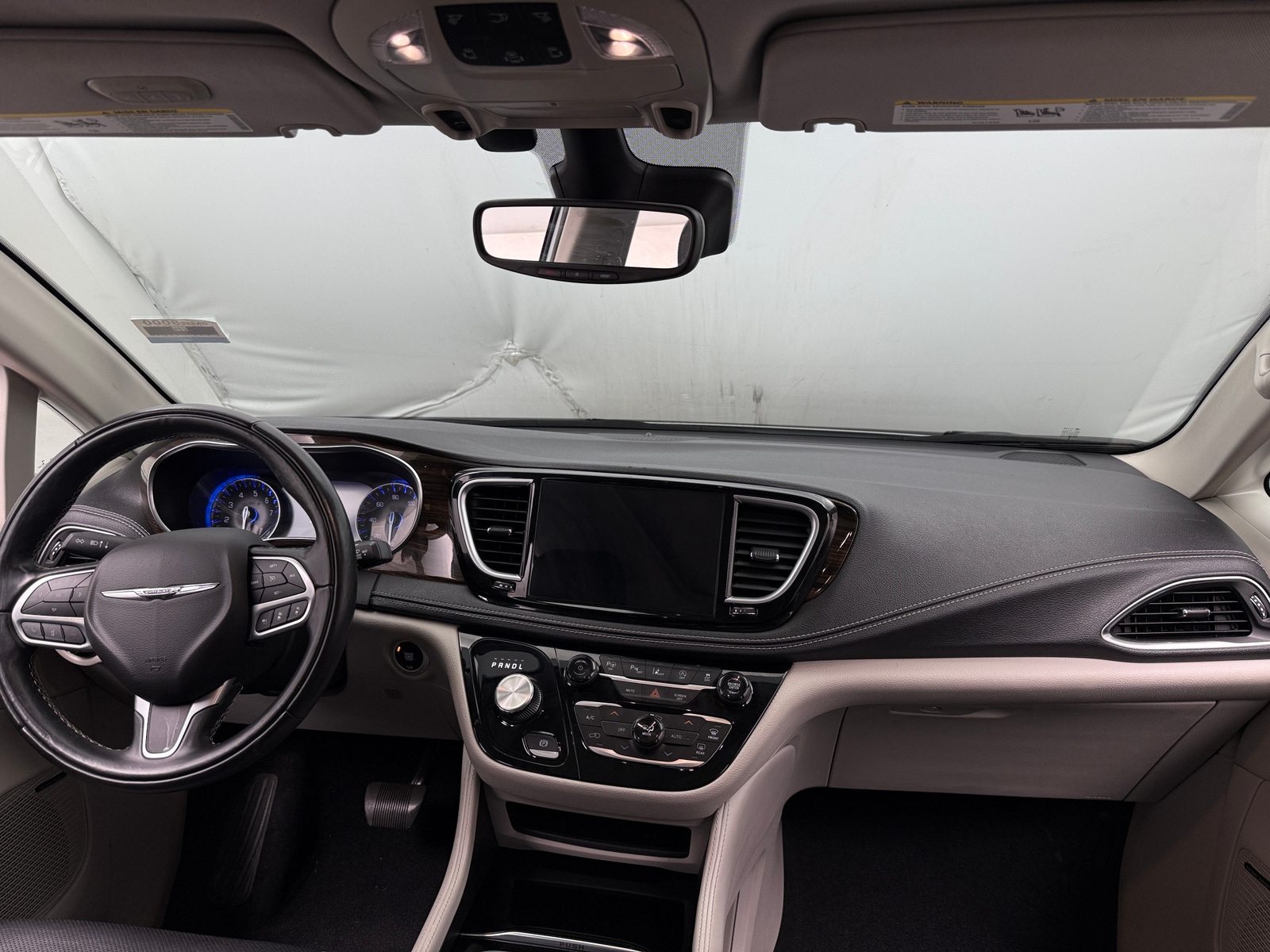 Thumbnail: 2022 Chrysler Pacifica - 2