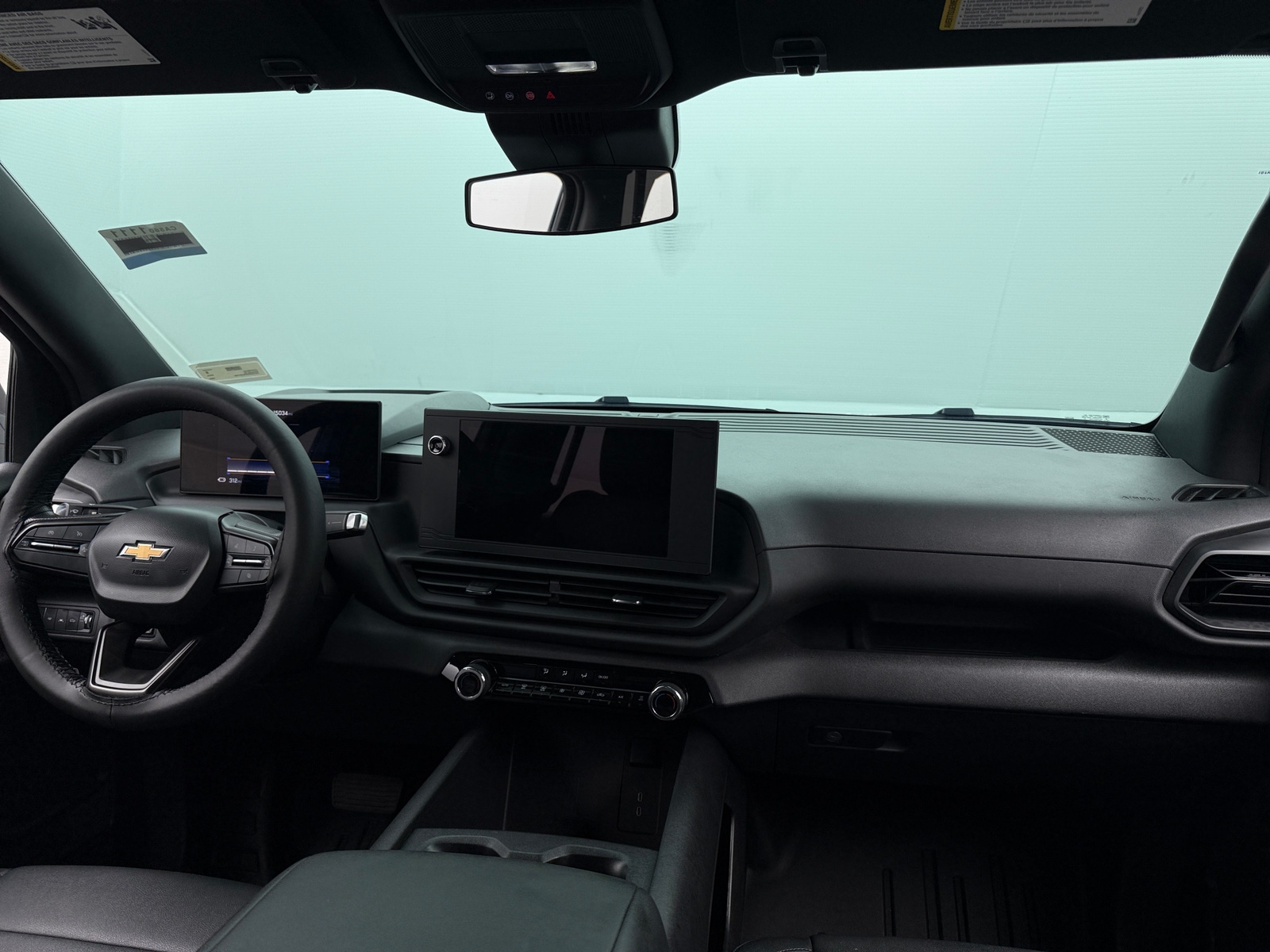 Thumbnail: 2024 Chevrolet Silverado EV - 3