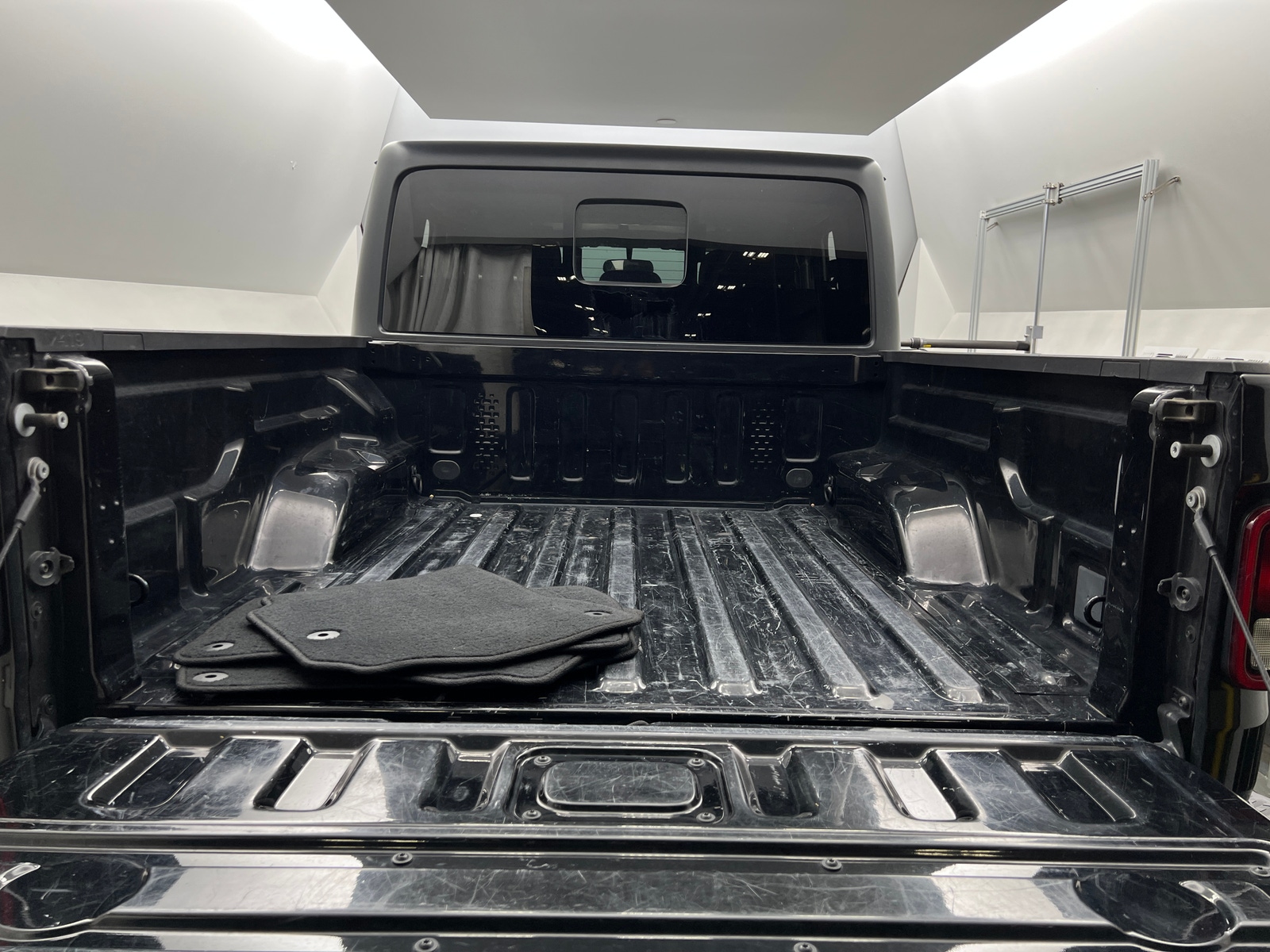 Thumbnail: 2021 Jeep Gladiator - 7