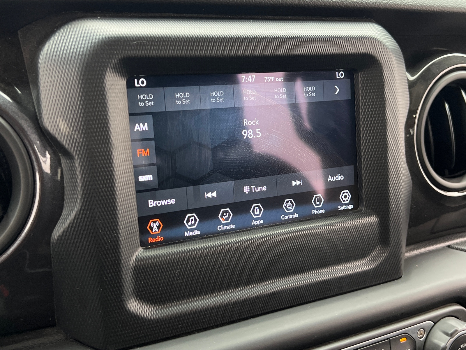 Thumbnail: 2021 Jeep Gladiator - 4