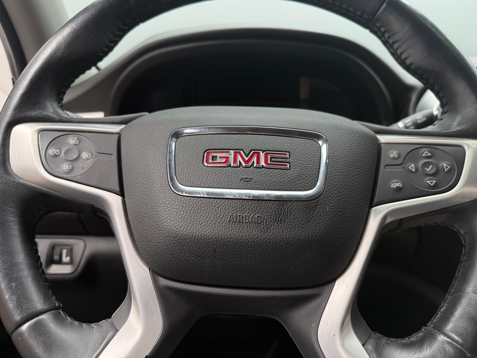 Thumbnail: 2018 GMC Acadia - 5