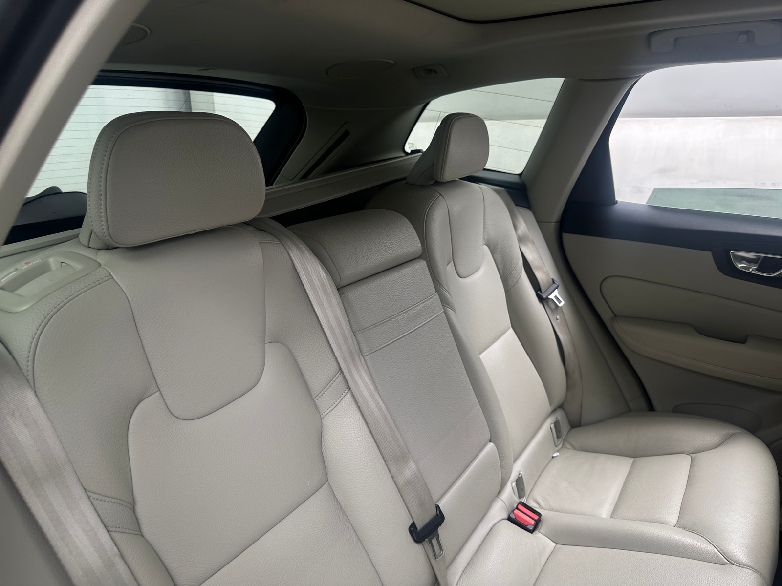 Thumbnail: 2020 Volvo XC60 - 5