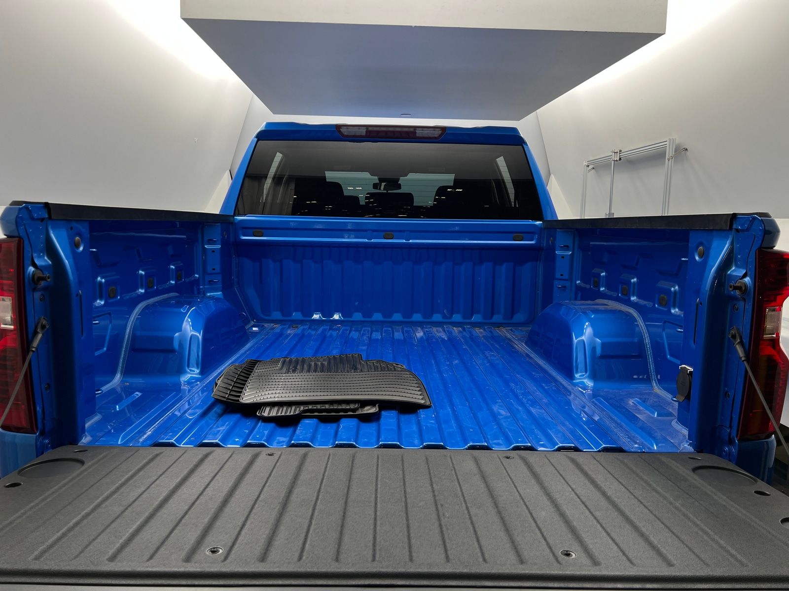Thumbnail: 2025 Chevrolet Silverado 1500 - 7