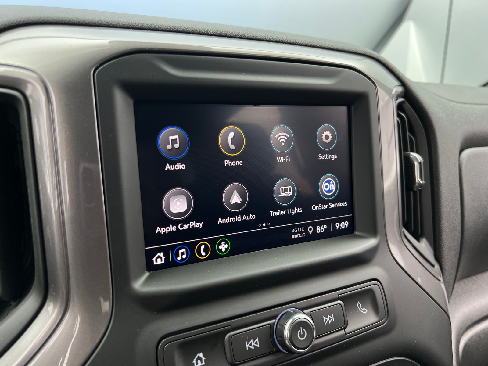 Thumbnail: 2025 Chevrolet Silverado 1500 - 4