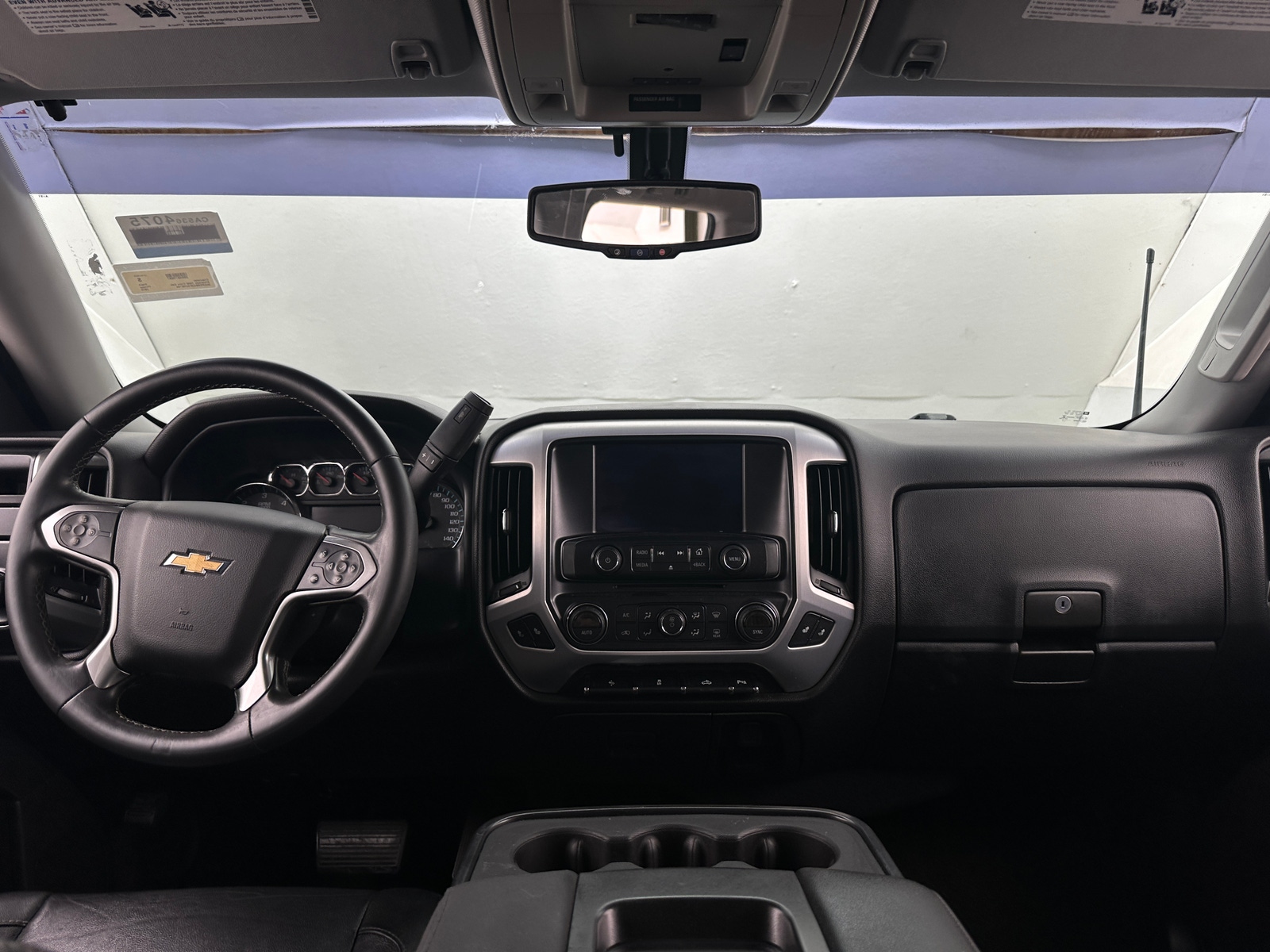 Thumbnail: 2015 Chevrolet Silverado 1500 - 3