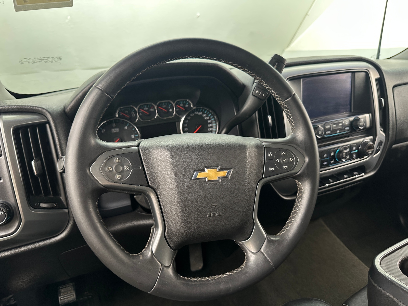 Thumbnail: 2015 Chevrolet Silverado 1500 - 5