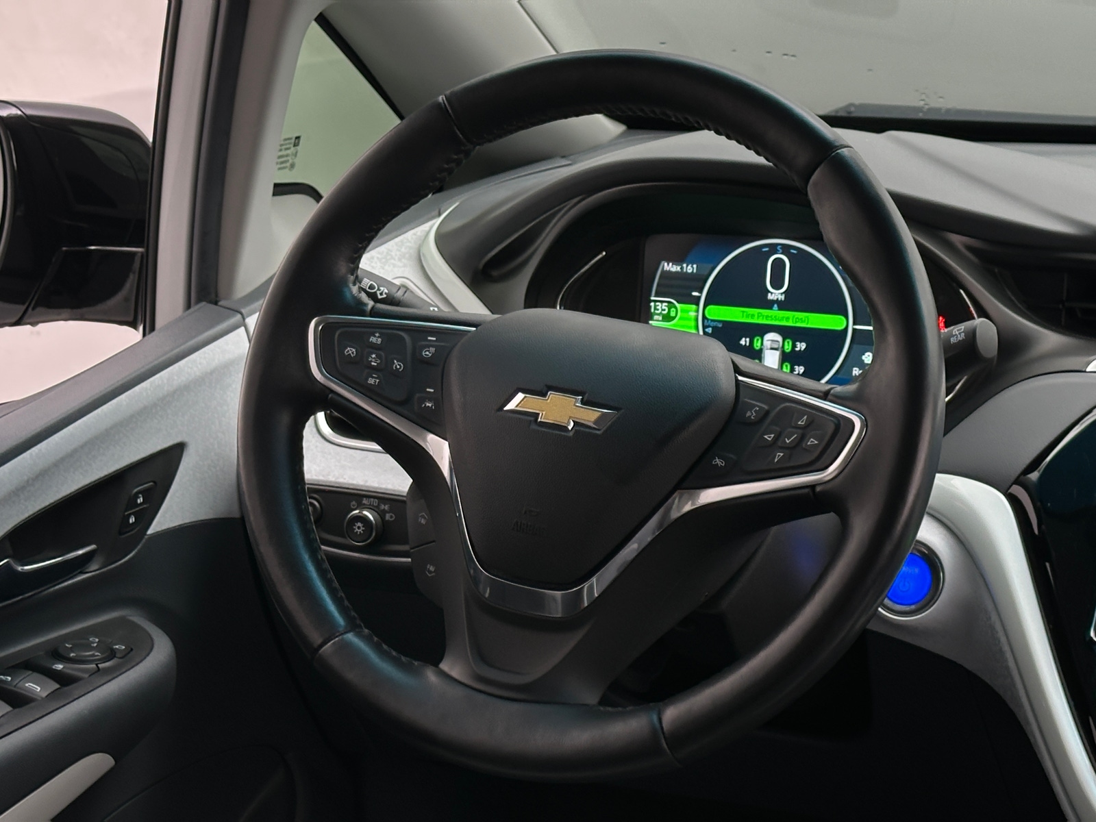 Thumbnail: 2021 Chevrolet Bolt EV - 5