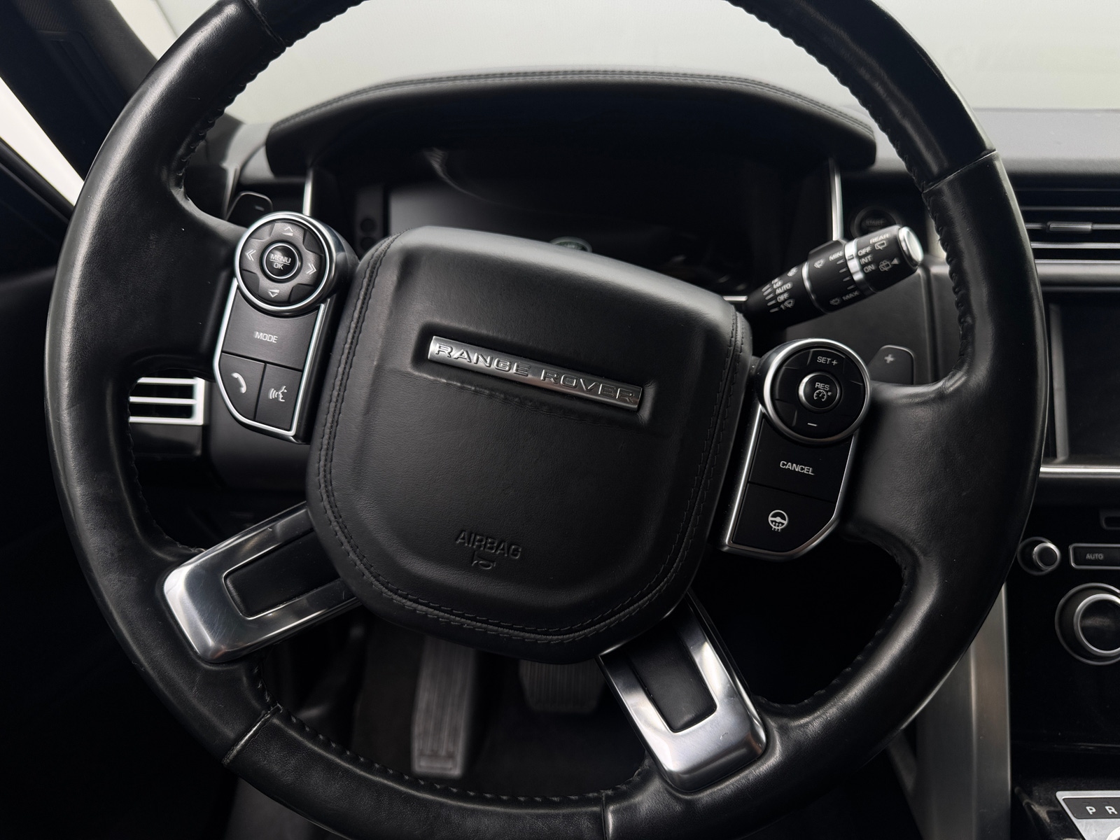 Thumbnail: 2016 Land Rover Range Rover - 4
