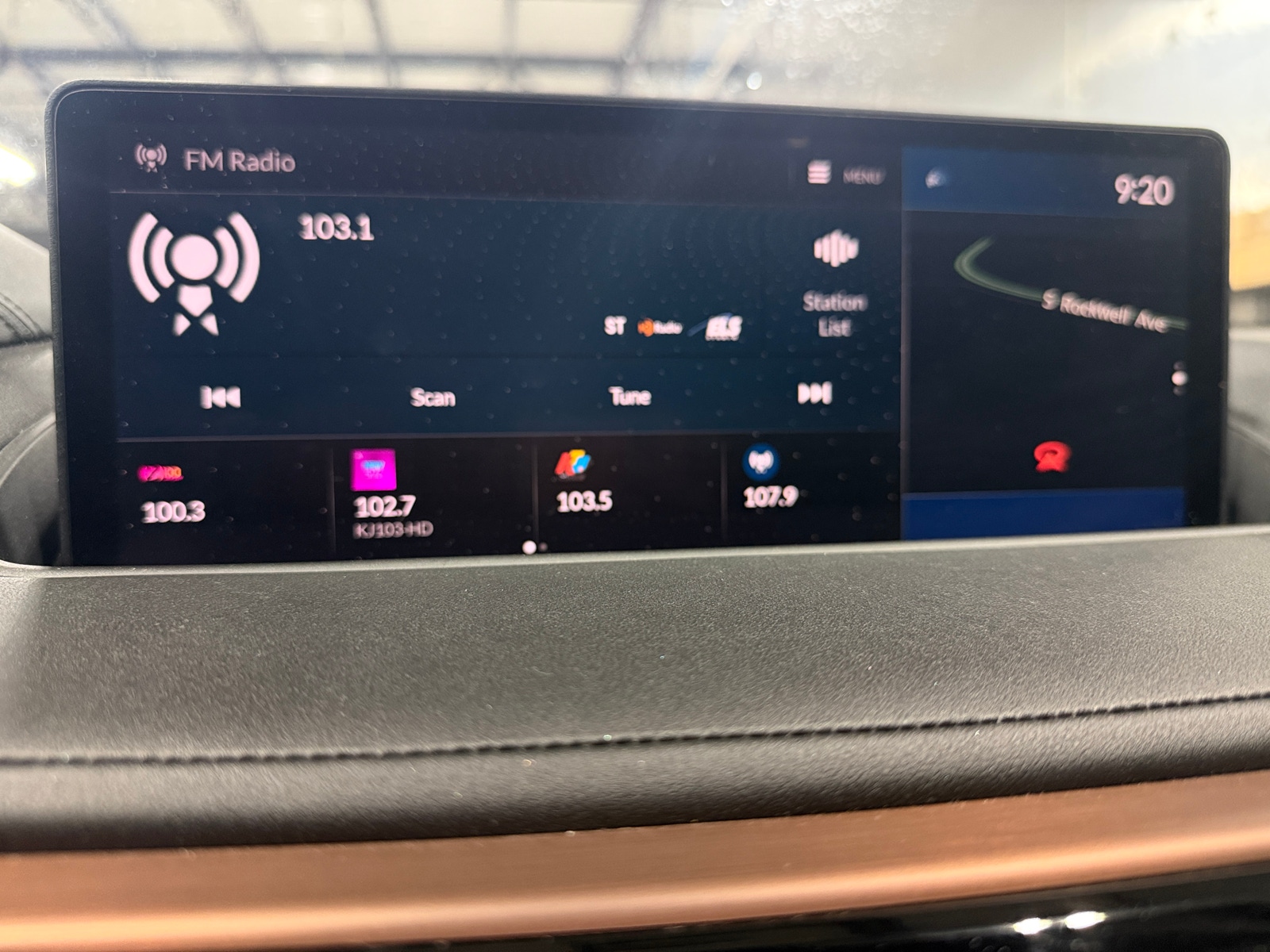 Thumbnail: 2022 Acura MDX - 3
