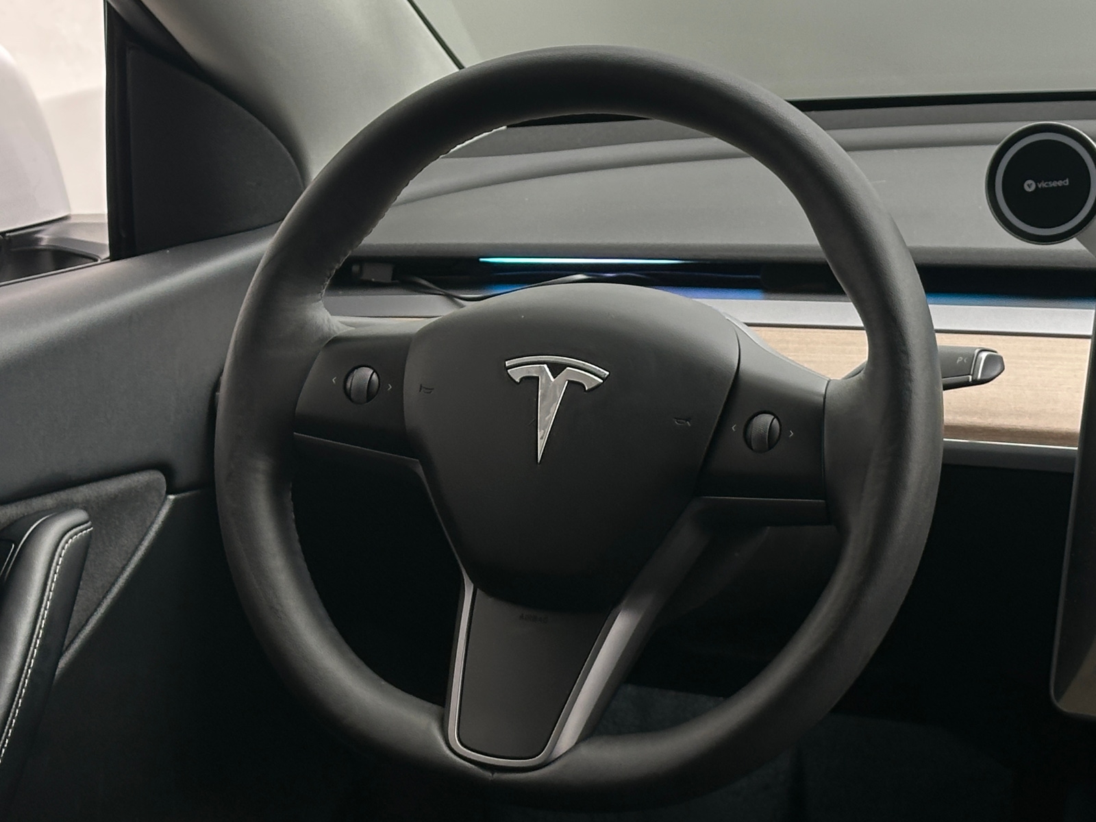 Thumbnail: 2022 Tesla Model Y - 4