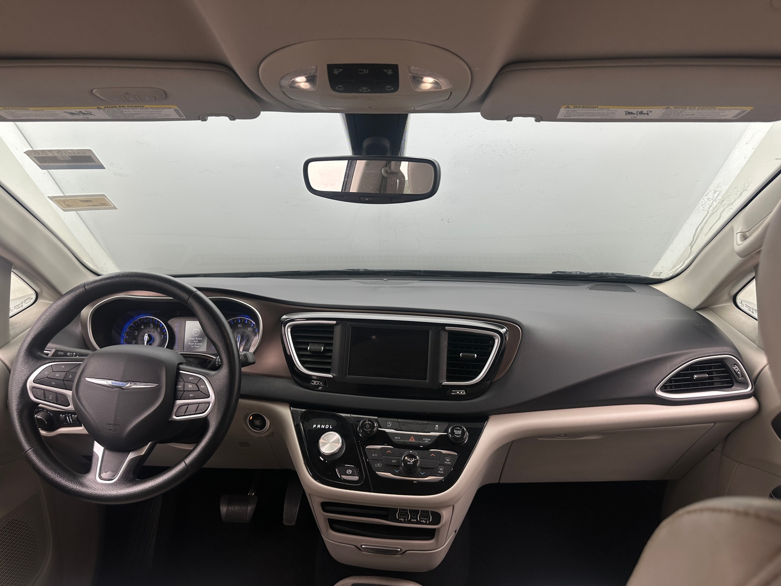 Thumbnail: 2021 Chrysler Voyager - 2