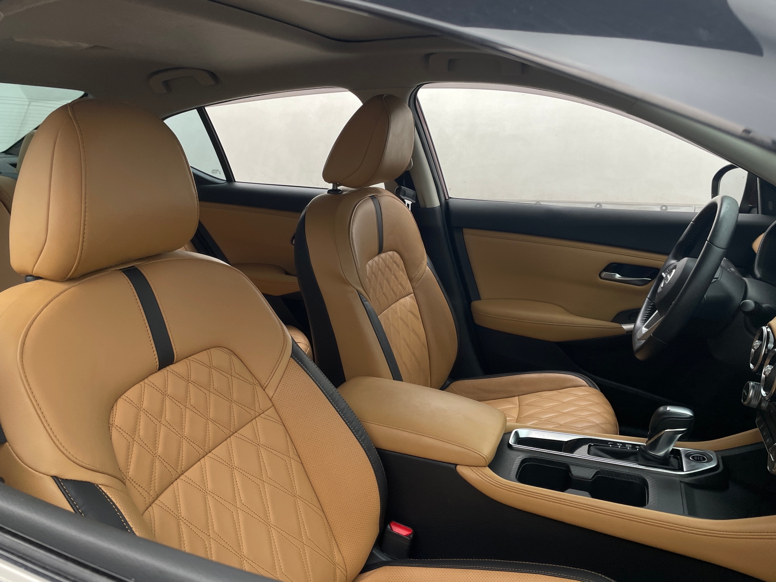 Thumbnail: 2020 Nissan Sentra - 2