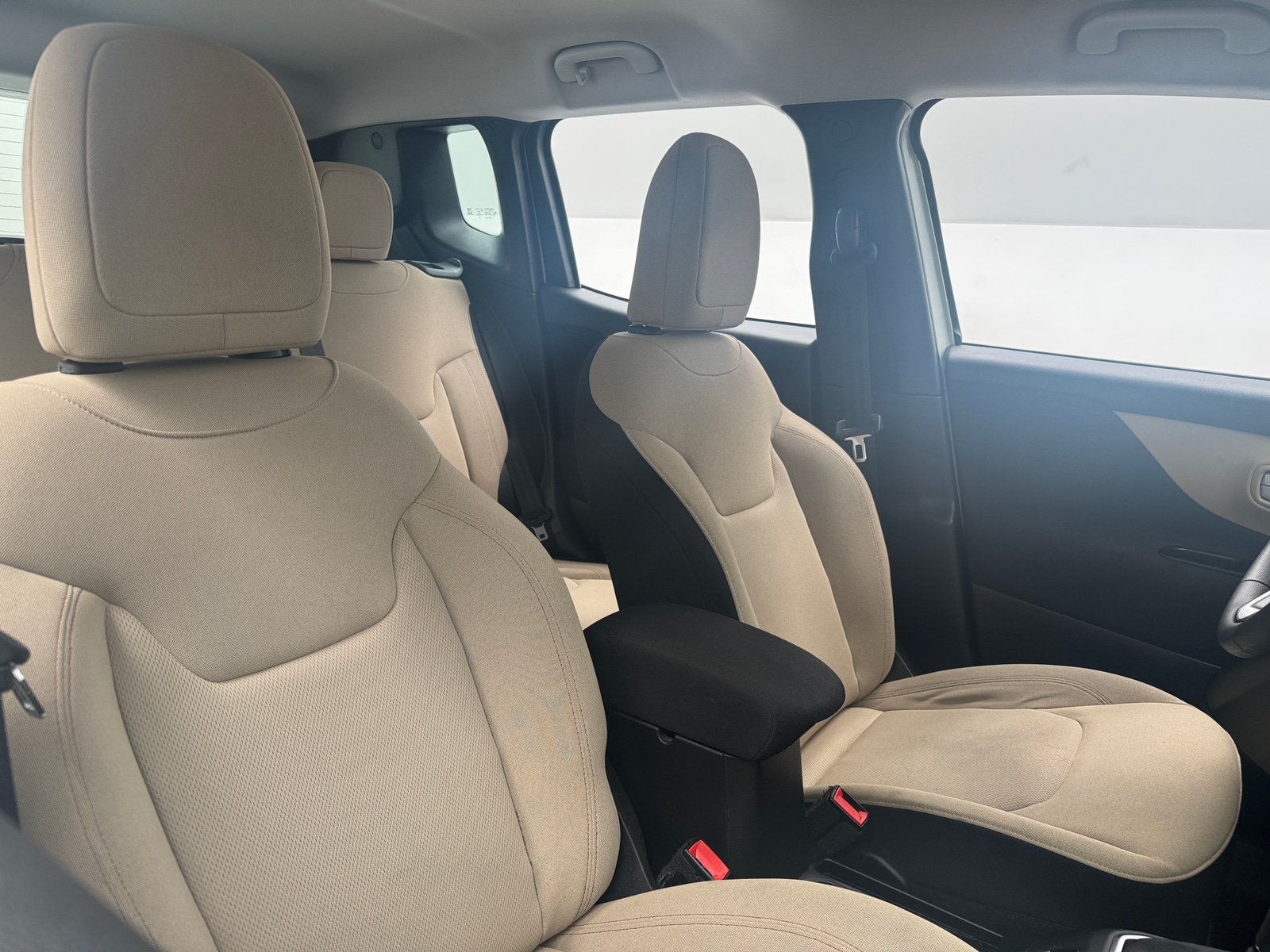 Thumbnail: 2018 Jeep Renegade - 2