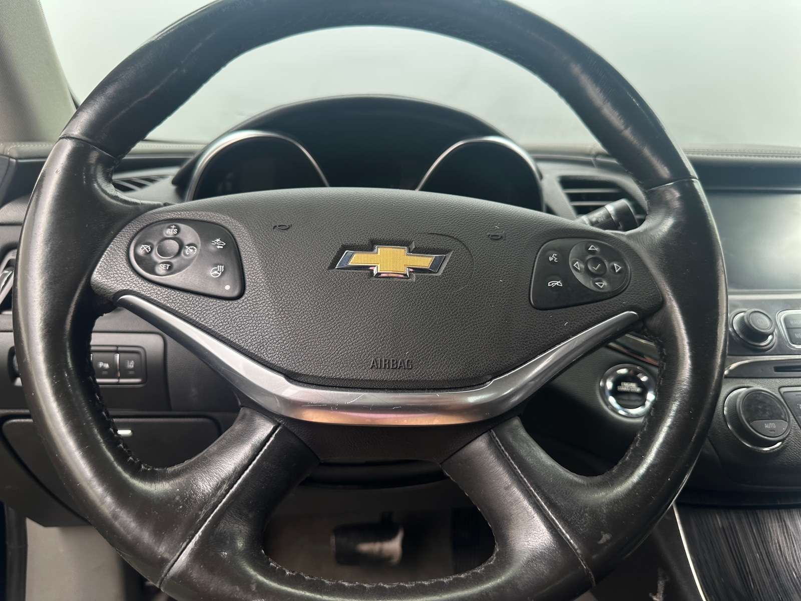 Thumbnail: 2017 Chevrolet Impala - 4